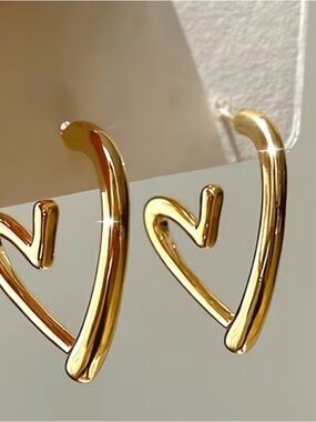 Shiny Gold Heart Hoop Earrings